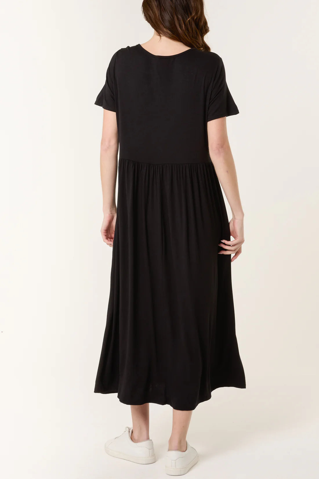 Stretch Tiered Midi Dress – Black