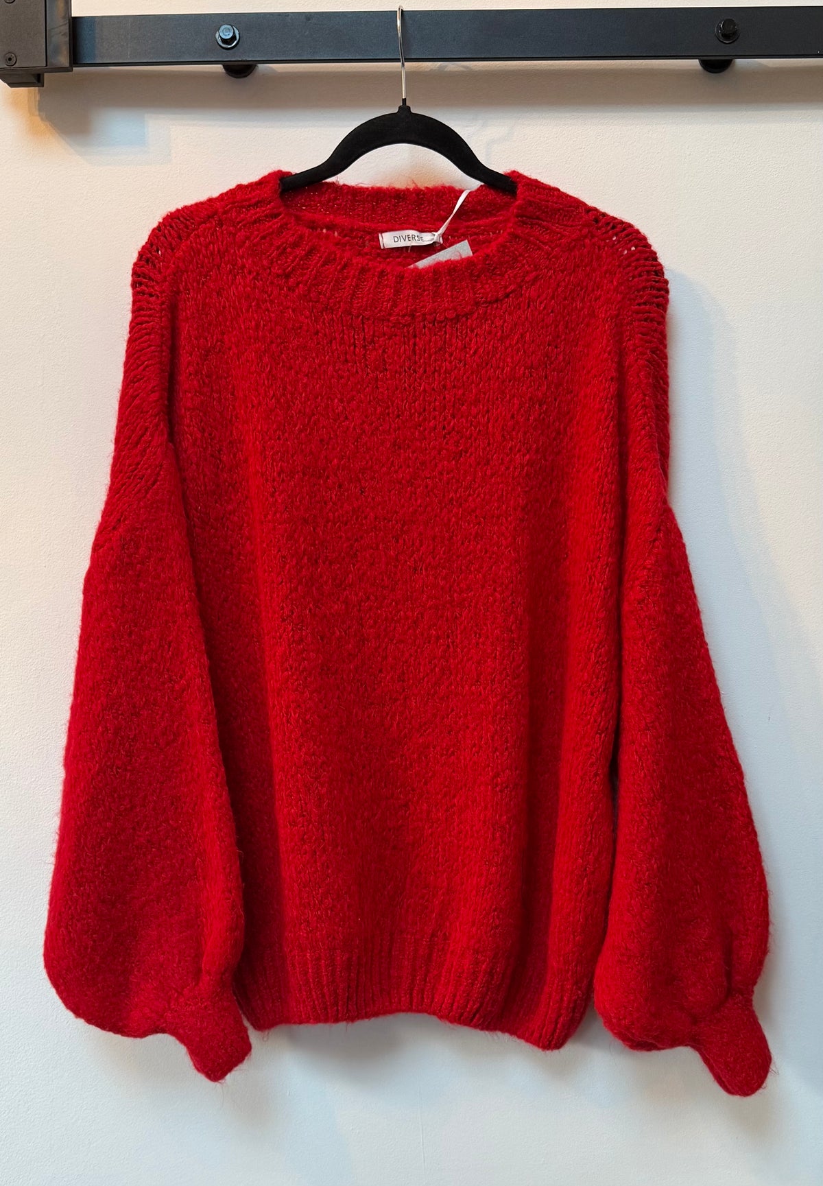 Plain Balloon Sleeve Jumper – Red
