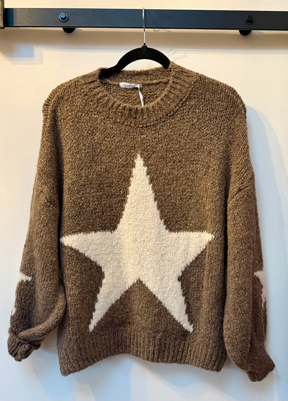 Star Balloon Sleeve Jumper – Brown