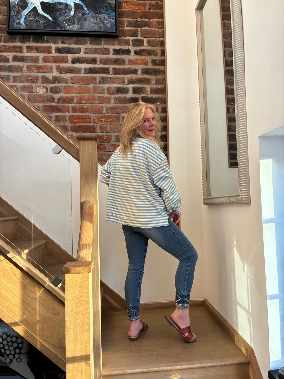 Stripe Slogan Sweatshirt – Blue & Cream