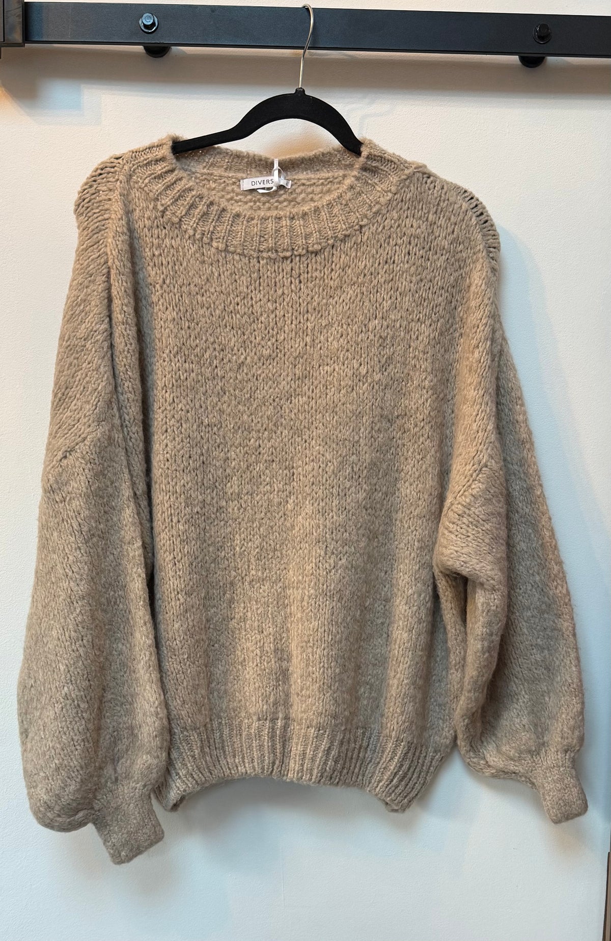 Plain Balloon Sleeve Jumper – Oat